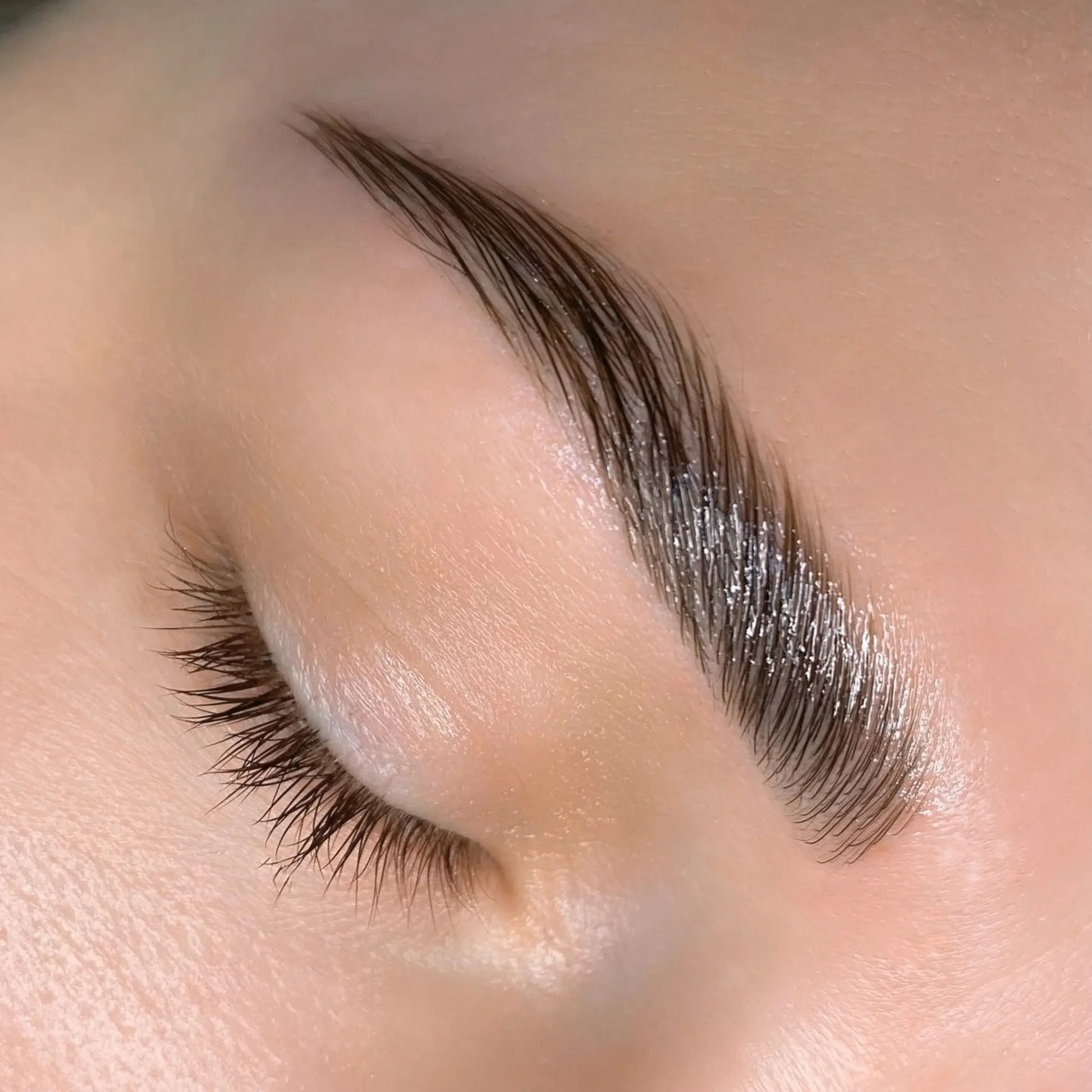 Brow lamination before & after